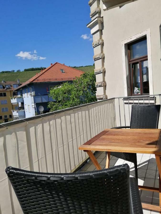 Charming With Parking Spot Wurzburg