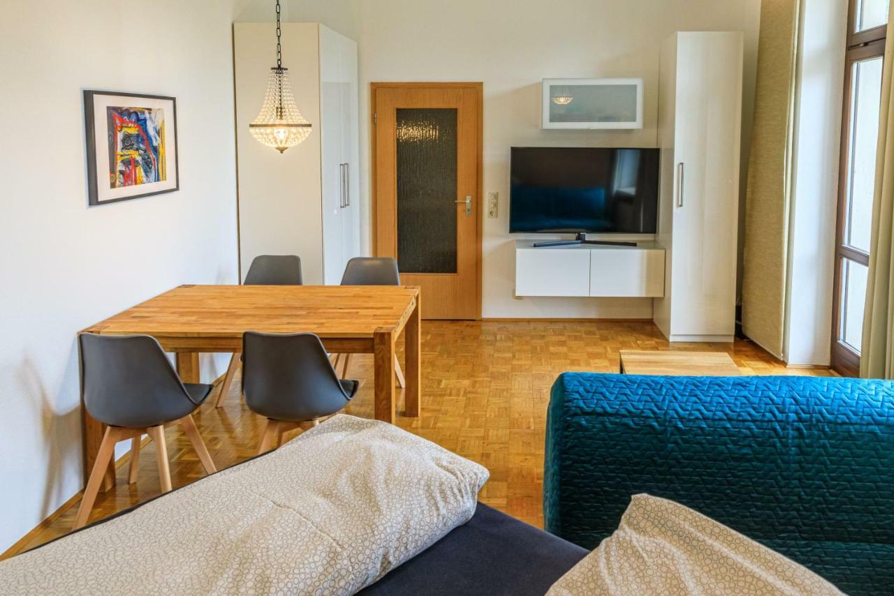 Charming With Parking Spot Apartment